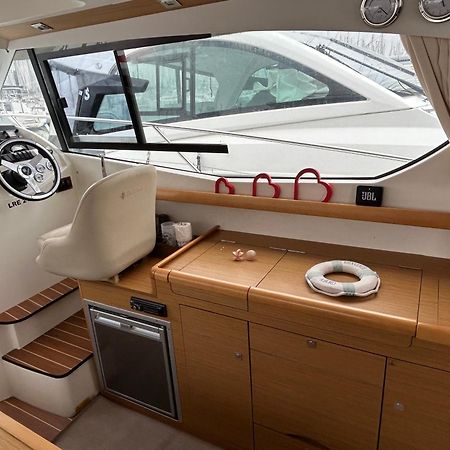 Bateau Nuit Insolite Hotel La Rochelle  Kültér fotó