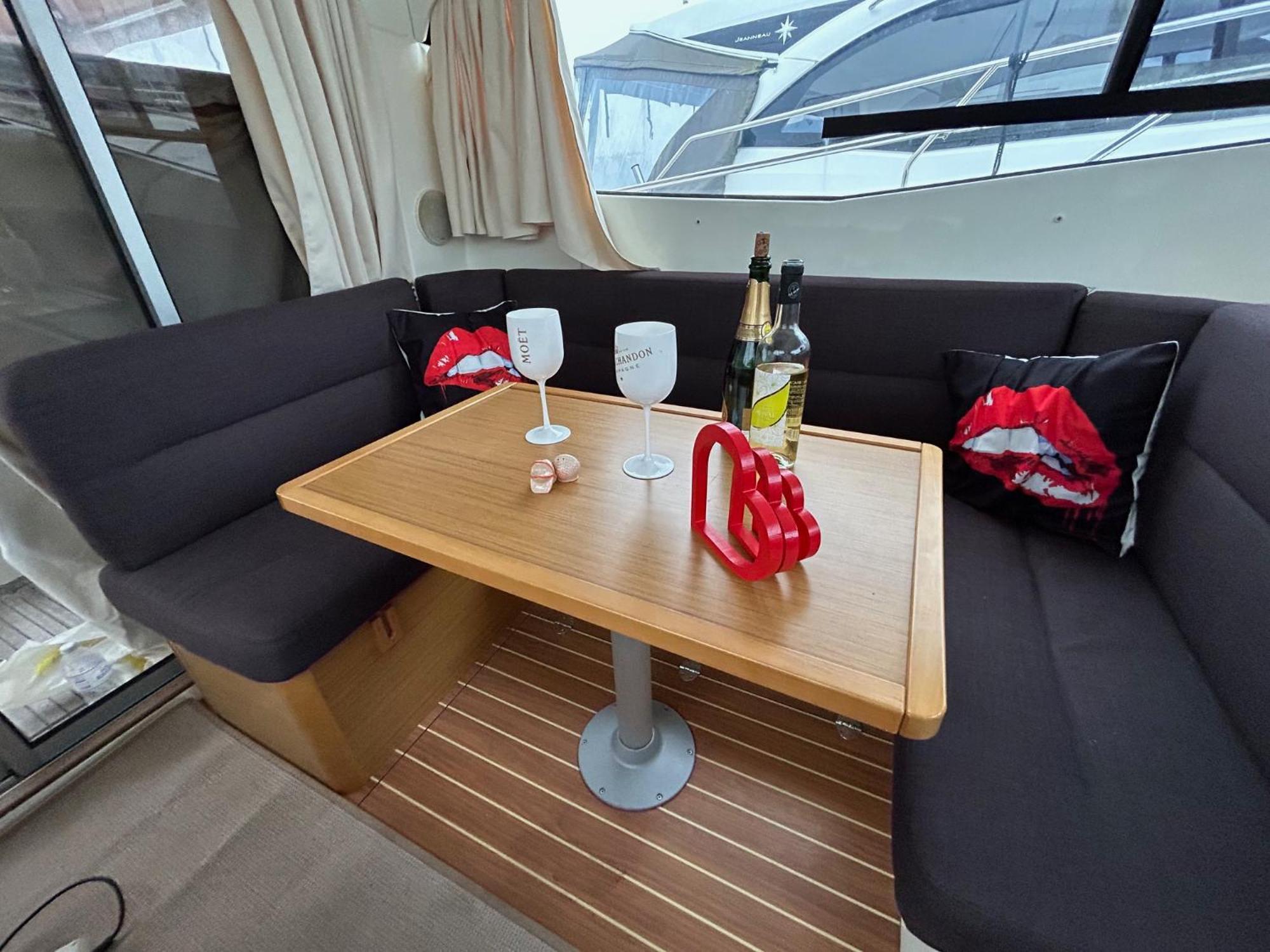 Bateau Nuit Insolite Hotel La Rochelle  Kültér fotó